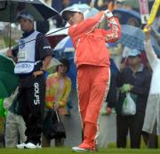 １番でティーショットを放つ横峯さくら（撮影・桜井希望）