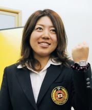 米女子ゴルフツアーの来季出場権を獲得し、記者会見する宮里美香(共同)