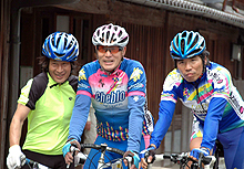 中央が後藤さん、左が大石さん