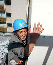 必死の形相。仕事もこのぐらい真剣にしていたら・・・