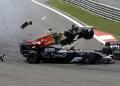 一貴追突されリタイア、マッサＶ／Ｆ１ - モータースポーツニュース