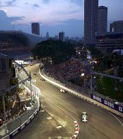 F1初の夜間開催となったシンガポールGPのフリー走行(共同)