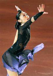女子フリーの演技を終えた浅田真央。連覇を逃し4位(共同)