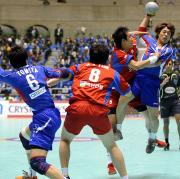 1月に行われたハンドボール北京五輪アジア予選再試合(撮影・水谷安孝)