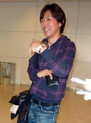 W杯遠征から帰国した岡部(撮影・鎌田良美)