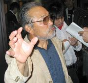 高橋尚子の引退に関して話す小出代表（撮影・今井恵太）