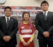 奥山市長（中央）と日本代表候補の畠山（左）、真壁