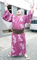 朝青龍、室伏繰り上げ銅に歓喜のバンザイ - 大相撲ニュース