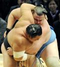 把瑠都８連勝、連敗から初Ｖへ／九州場所 - 大相撲ニュース