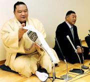 九州場所の番付が発表、幕内在位９８場所で単独１位となった魁皇（共同）