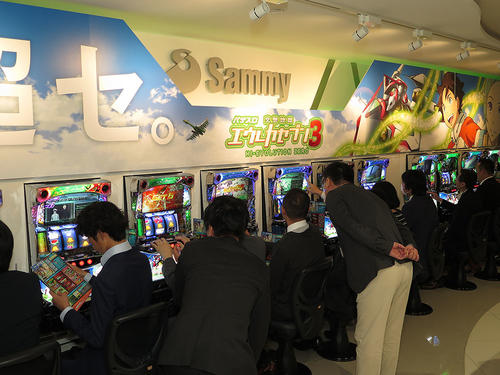 サミーが開催した「パチスロ交響詩篇エウレカセブン3 HI-EVOLUTION ZERO」の内覧会