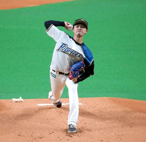 日本ハム対ソフトバンク　日本ハム先発の上沢（撮影・黒川智章）