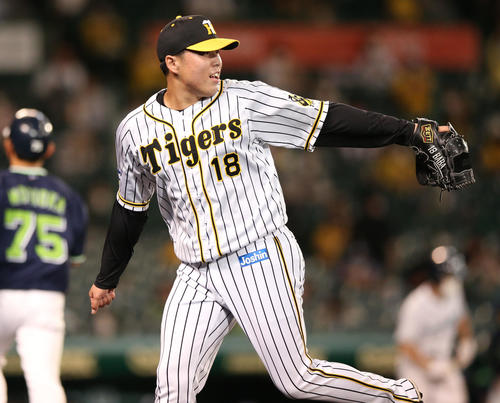 阪神対ヤクルト　7回、2番手で登板の馬場は無失点に抑える（撮影・上山淳一）
