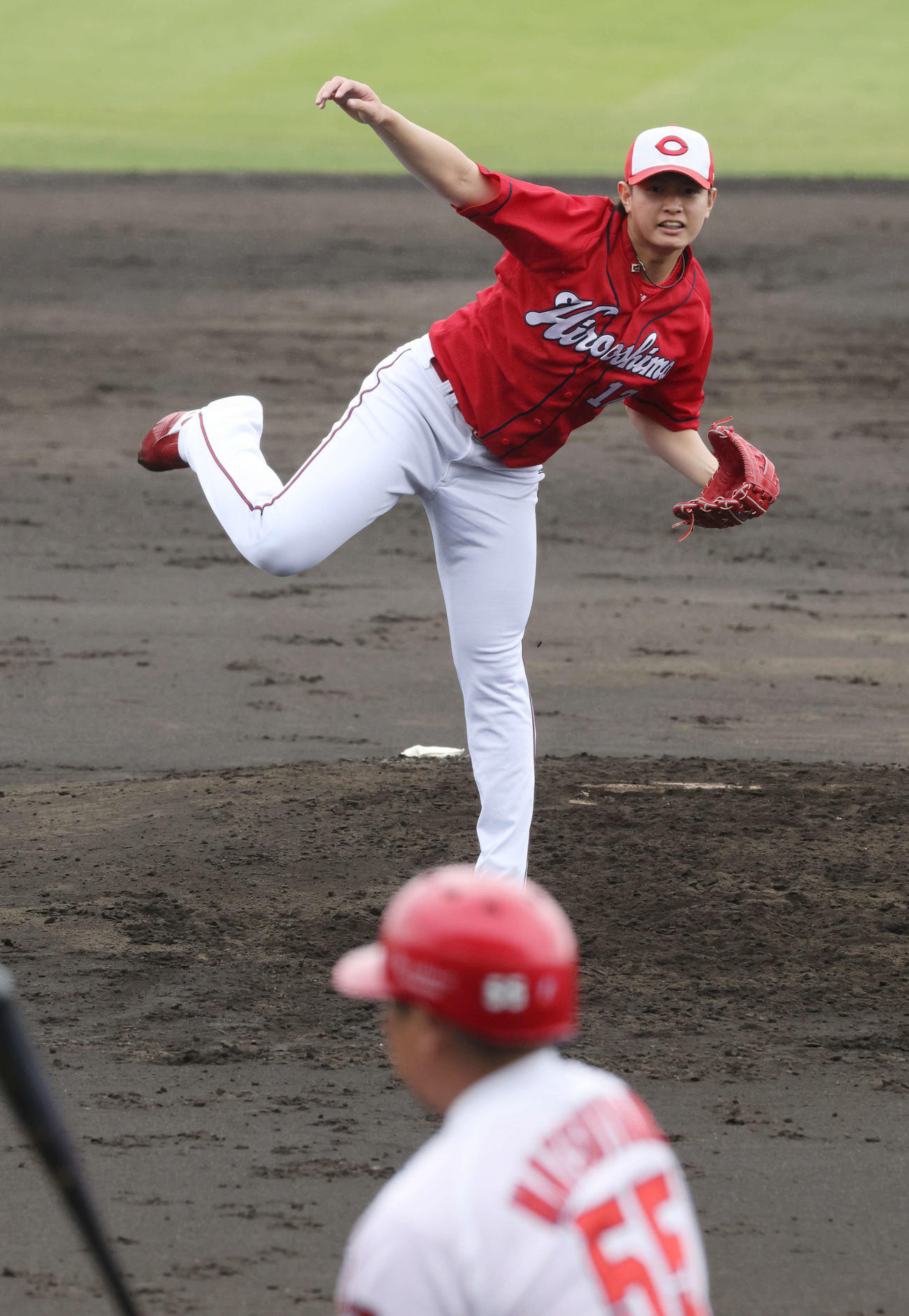 紅白戦　4回裏白組攻　紅白戦に登板したドラフト3位の大道（撮影・加藤孝規）