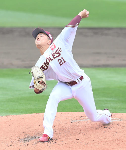 楽天対日本ハム　力投する楽天先発の早川（撮影・山崎安昭）
