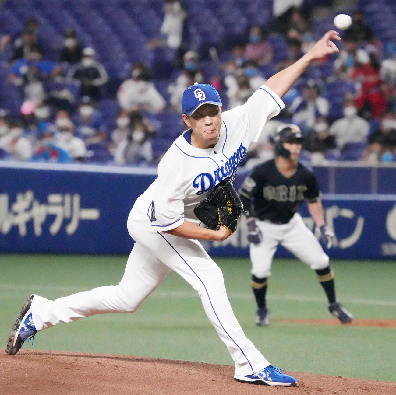 中日対オリックス　登板する中日先発の大野雄（撮影・森本幸一）