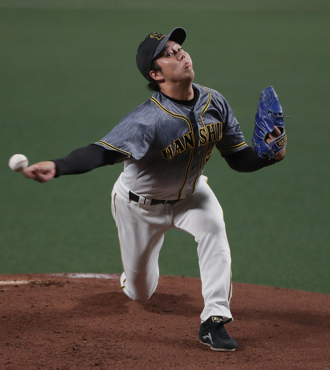 中日対阪神　青柳は7回を4安打1失点に抑える（撮影・前田充）