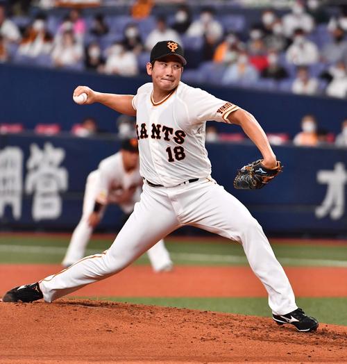 巨人対ヤクルト　巨人先発の菅野（撮影・上田博志）