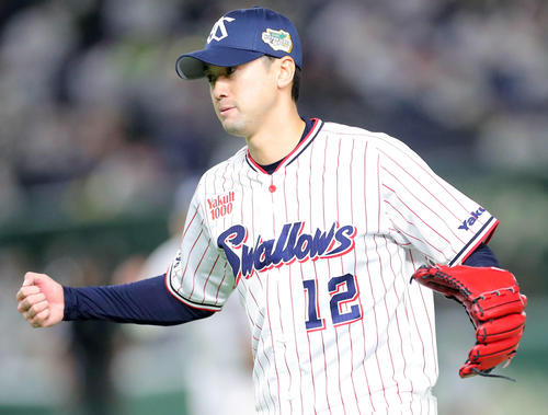 ヤクルト対オリックス　7回表を抑える石山（撮影・河田真司）