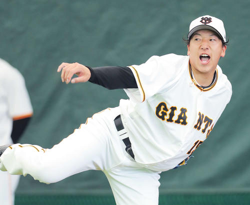 ブルペン投球する大勢（撮影・河田真司）