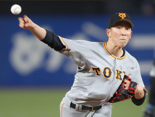 ヤクルト対巨人　巨人先発の戸郷（撮影・河田真司）