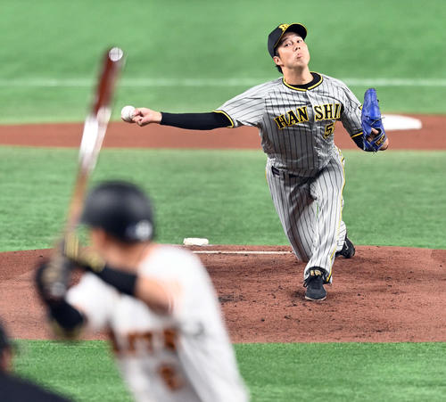 巨人対阪神　阪神の先発青柳（撮影・たえ見朱実）