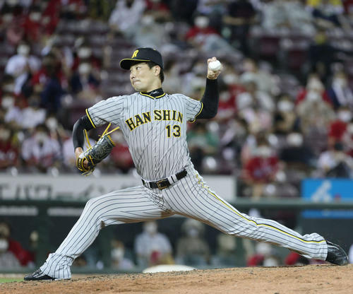広島対阪神　12回裏広島、阪神8番手の岩崎（撮影・加藤孝規）