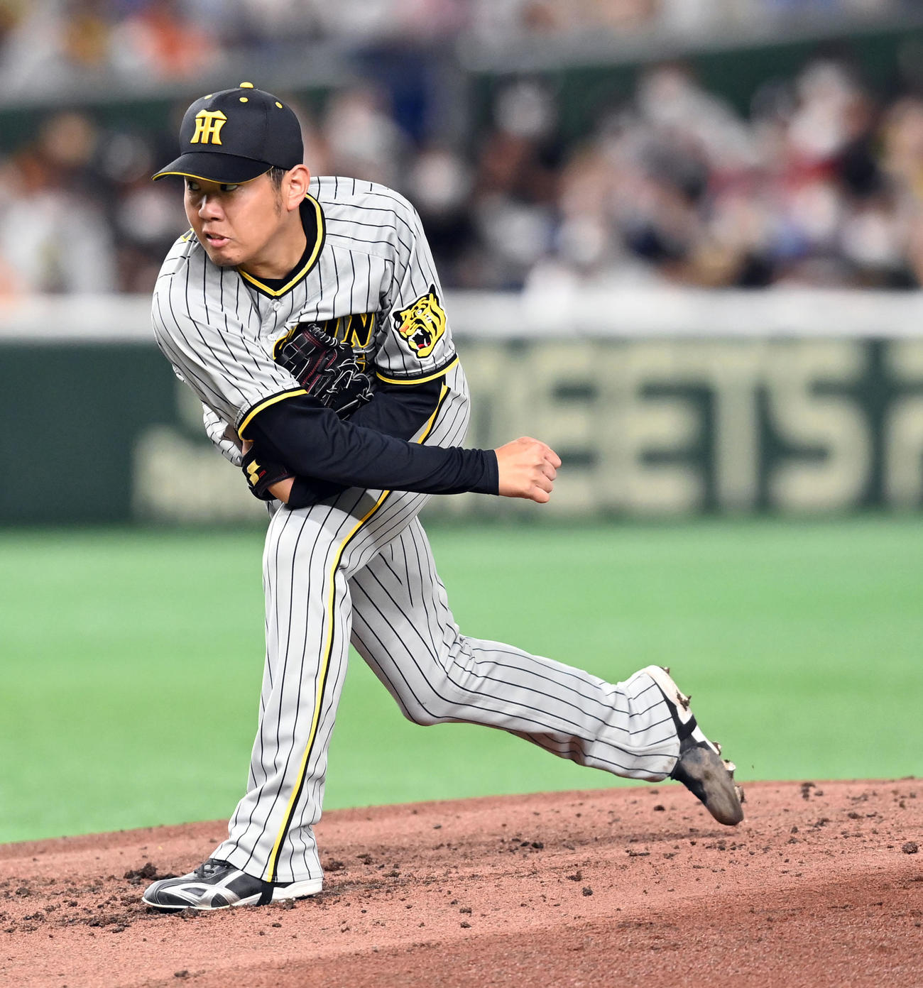 巨人対阪神　阪神の先発西勇（撮影・たえ見朱実）