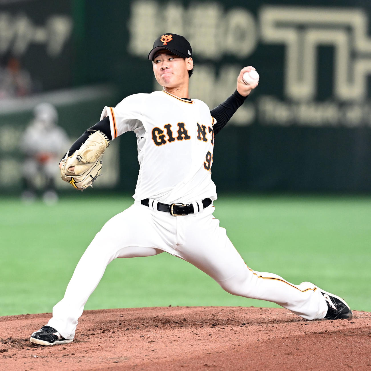 巨人対中日　巨人の先発井上（撮影・たえ見朱実）