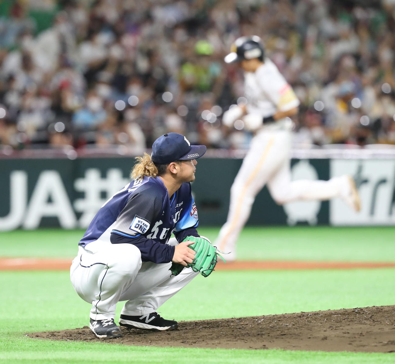 ソフトバンク対西武　3回裏ソフトバンク2死二、三塁、高橋は柳田に右中間へ3点本塁打を浴びる（撮影・屋方直哉）
