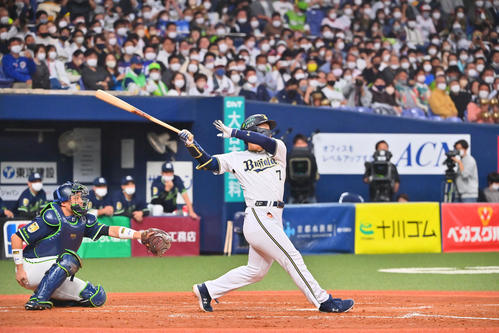 オリックス吉田正尚（2022年10月27日撮影）