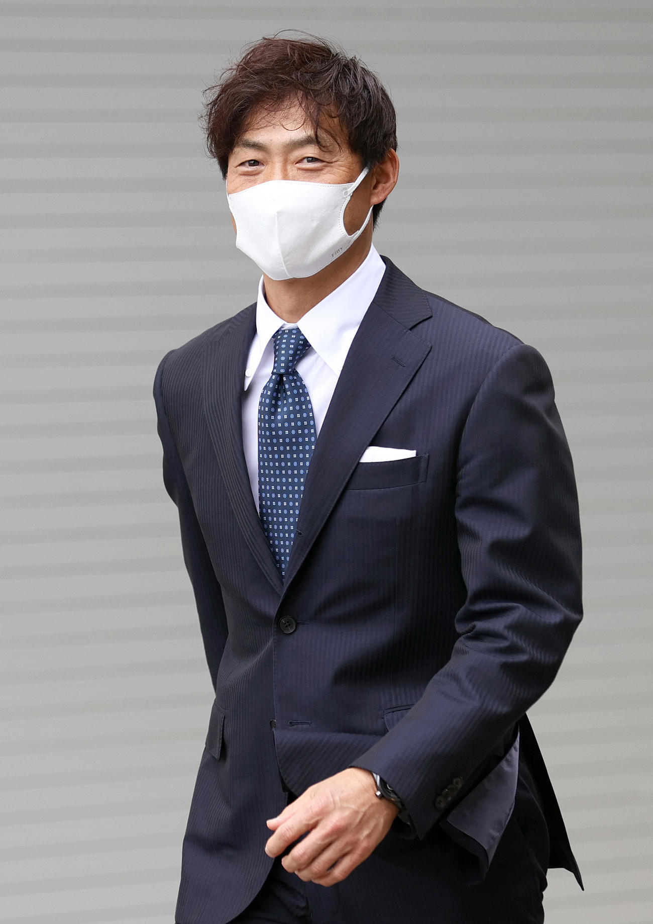 2023年2月5日、宜野座キャンプを視察する日刊スポーツ評論家の桧山氏