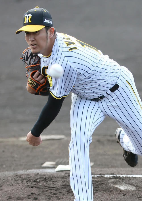 練習試合・阪神対サムスン　力投する岩貞（撮影・上山淳一）
