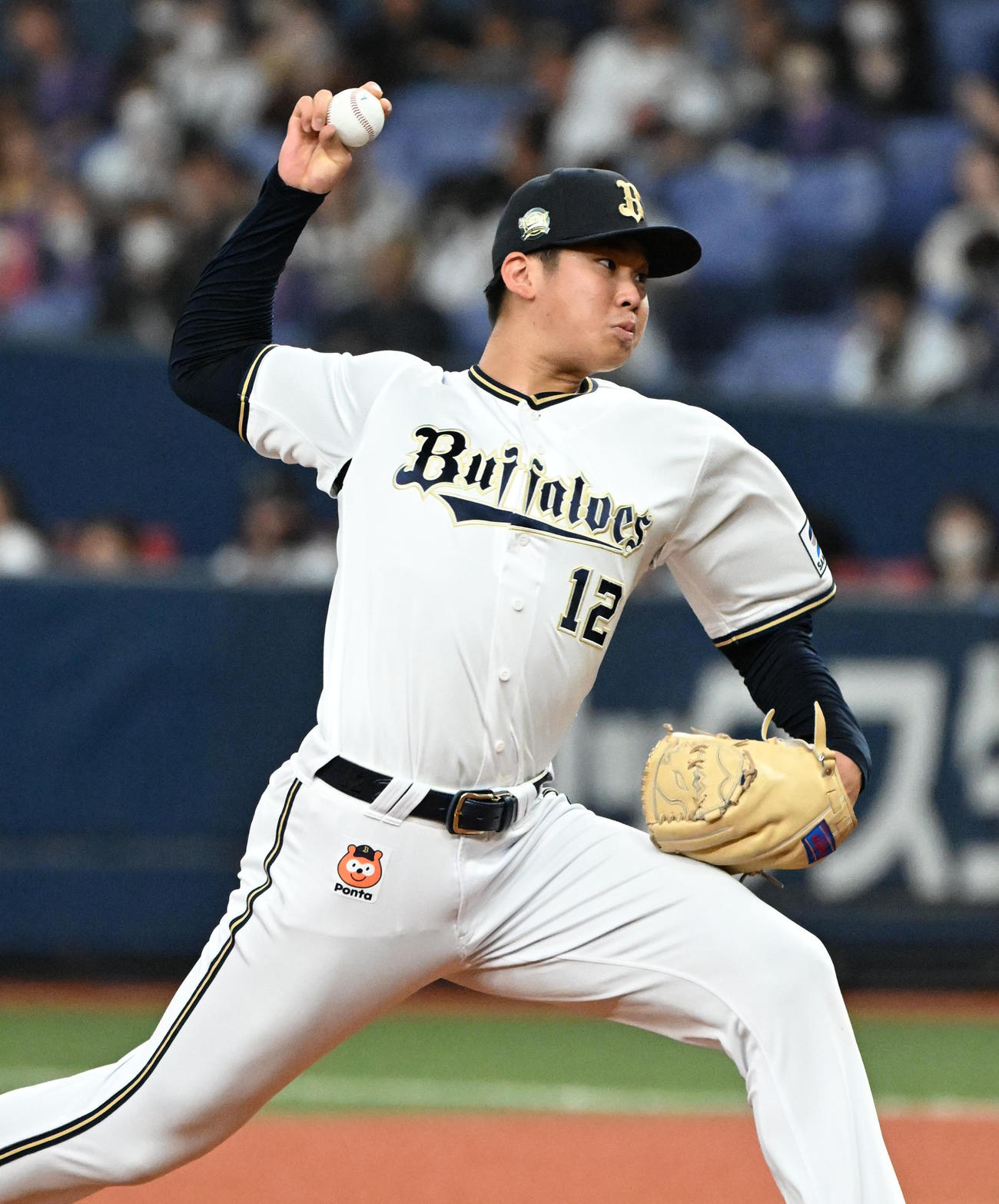 力投するオリックス先発の山下（撮影・石井愛子）
