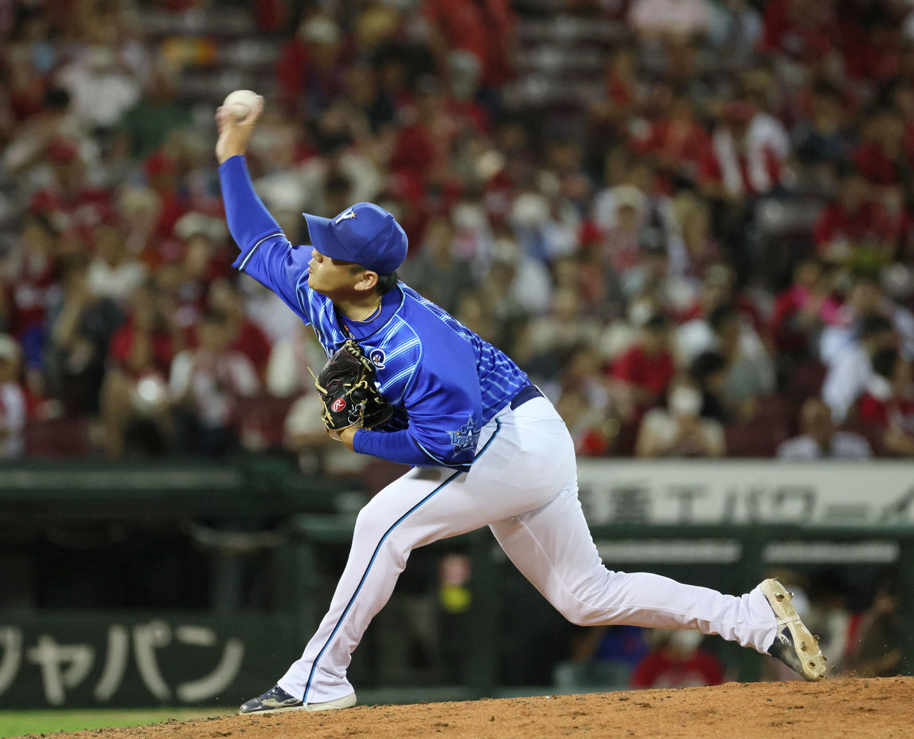 広島対DeNA 6回裏広島、DeNA3番手の山崎（撮影・加藤孝規）