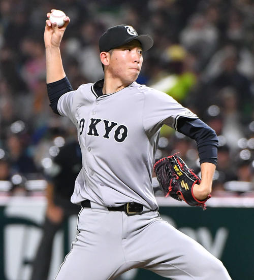 ソフトバンク対巨人　巨人先発の戸郷（撮影・岩下翔太）