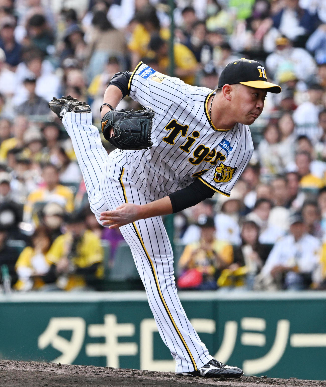 阪神対ヤクルト　7回表、阪神2番手で登板した桐敷（撮影・前岡正明）