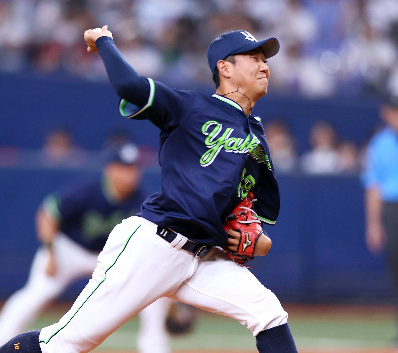 オリックス対ヤクルト　力投するヤクルト先発の奥川（撮影・上山淳一）