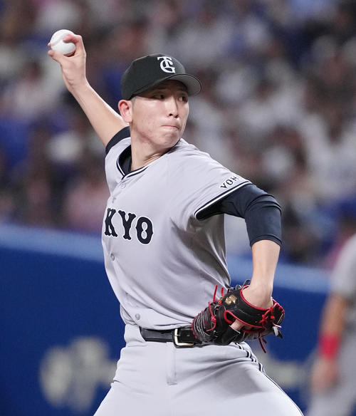 中日対巨人　巨人先発の戸郷（撮影・菅敏）