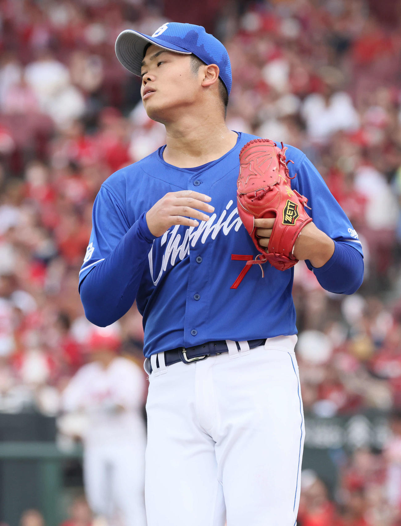 広島対中日　1回裏広島無死一、三塁、小園に右適時打を浴びた根尾（撮影・加藤孝規）