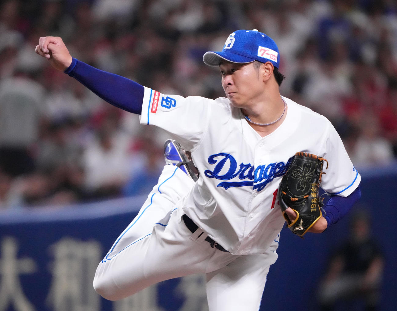 中日対広島　6回表、力投する中日先発の高橋宏（撮影・森本幸一）