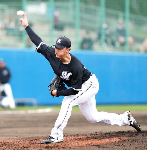 ヤクルト対ロッテ　ロッテ先発の田中晴（撮影・江口和貴）