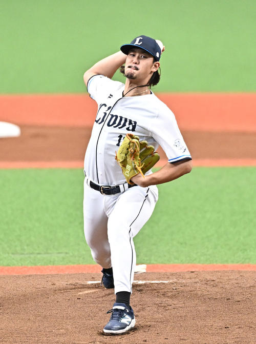 西武対日本ハム　西武先発の高橋（撮影・滝沢徹郎）