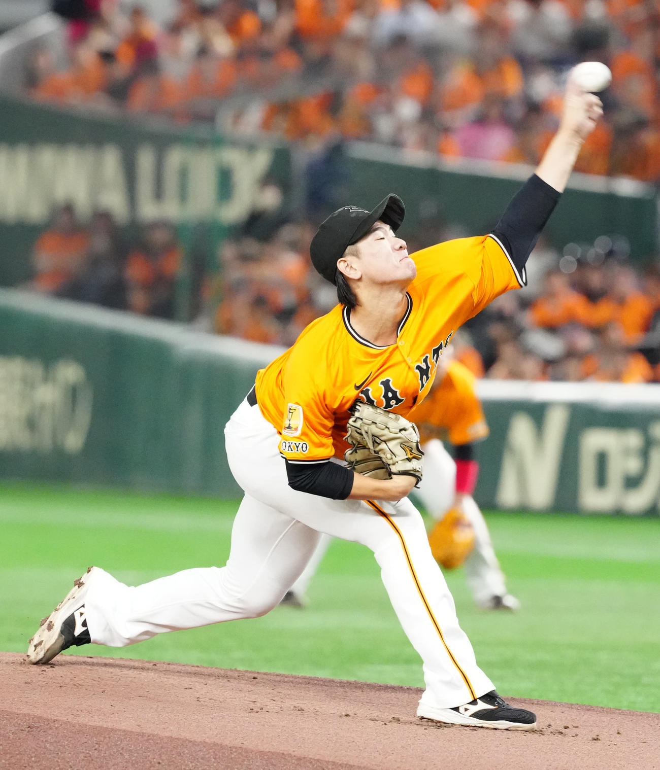 巨人対日本ハム　巨人先発の井上（撮影・江口和貴）
