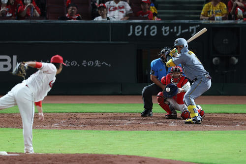 広島対阪神　5回表阪神無死、見逃し三振に倒れる森下。投手床田（撮影・前田充）