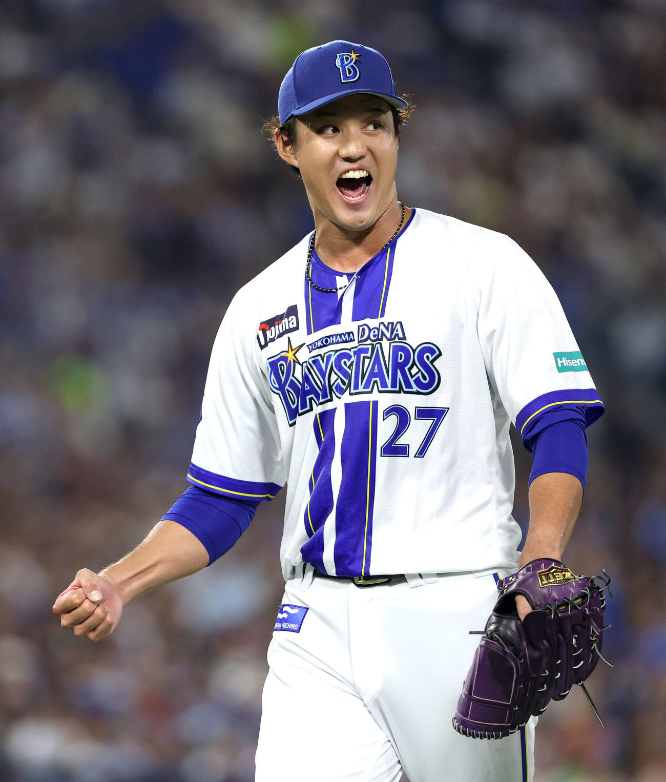 DeNA対中日　7回表を抑えガッツポーズする藤浪（撮影・河田真司）