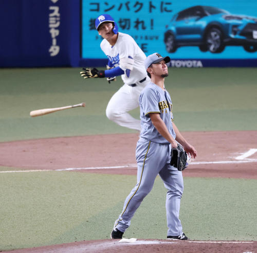 中日対阪神　6回裏中日無死、伊藤将は石川昂に左越えソロ本塁打を浴びる（撮影・加藤哉）