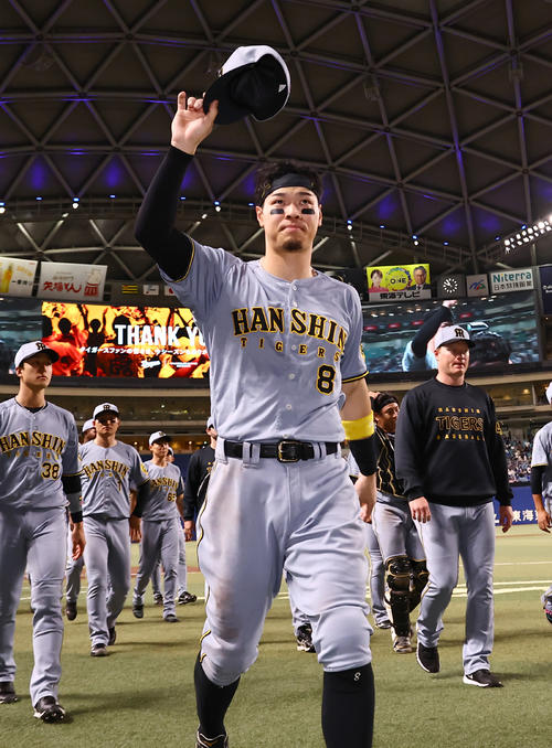 阪神佐藤輝明（2025年9月4日撮影）