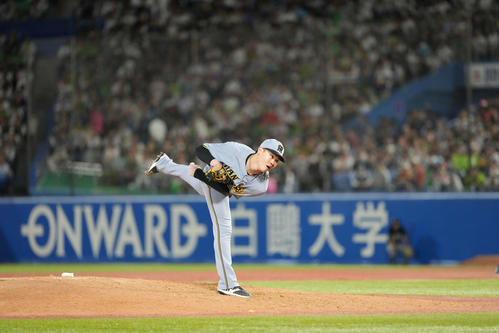 ヤクルト対阪神　力投する阪神及川（撮影・井上学）