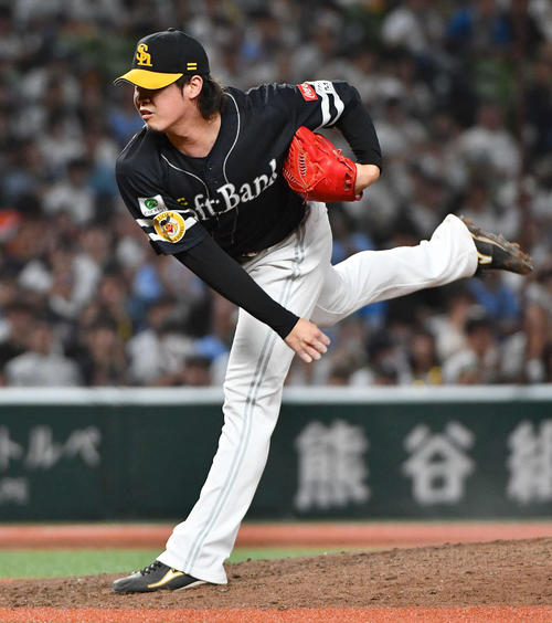 西武対ソフトバンク　9回裏から登板した、ソフトバンク3番手の杉山（撮影・岩下翔太）